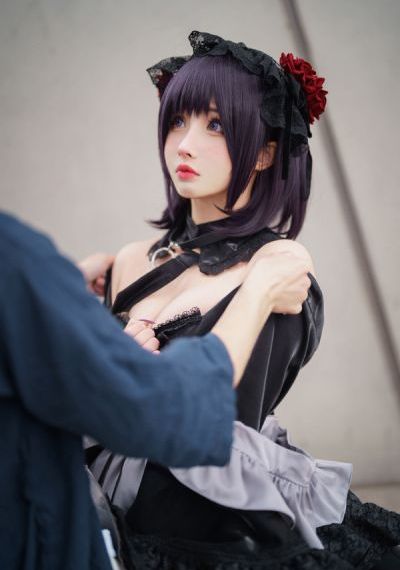 客厅里h亲女好c